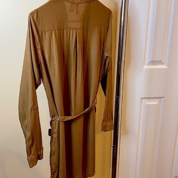 LIKE NEW brown H&M button up shirt dress w belt - Picture 5 of 5